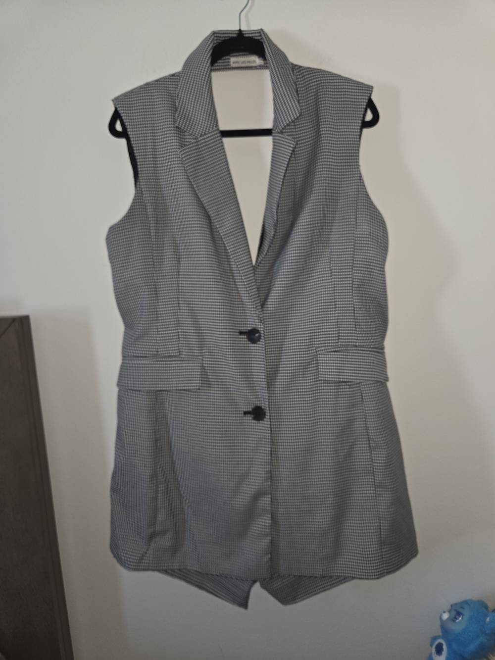 Avec Les Filles Black & White Houndstooth Sleeveless Blazer Jumpsuit